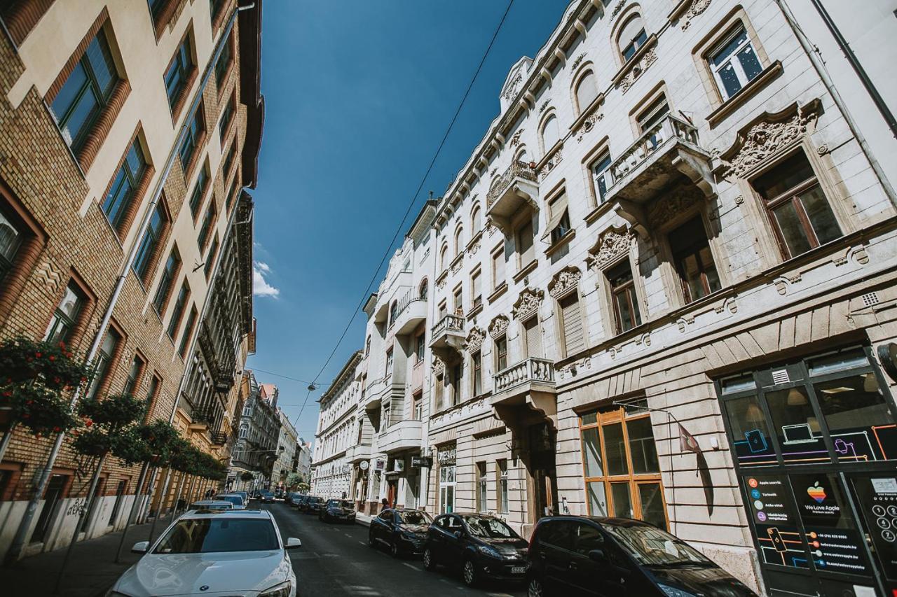 Budapest Folk Apartment 60Sm Spacious And Bright المظهر الخارجي الصورة